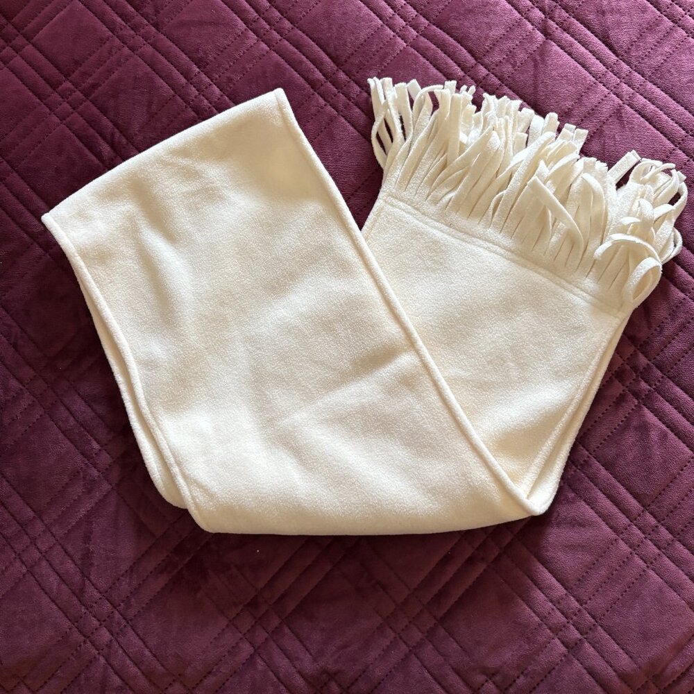 Ladies’ Delicate Ivory Scarf
